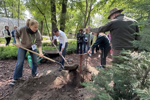Idén is elültettük az év fáját